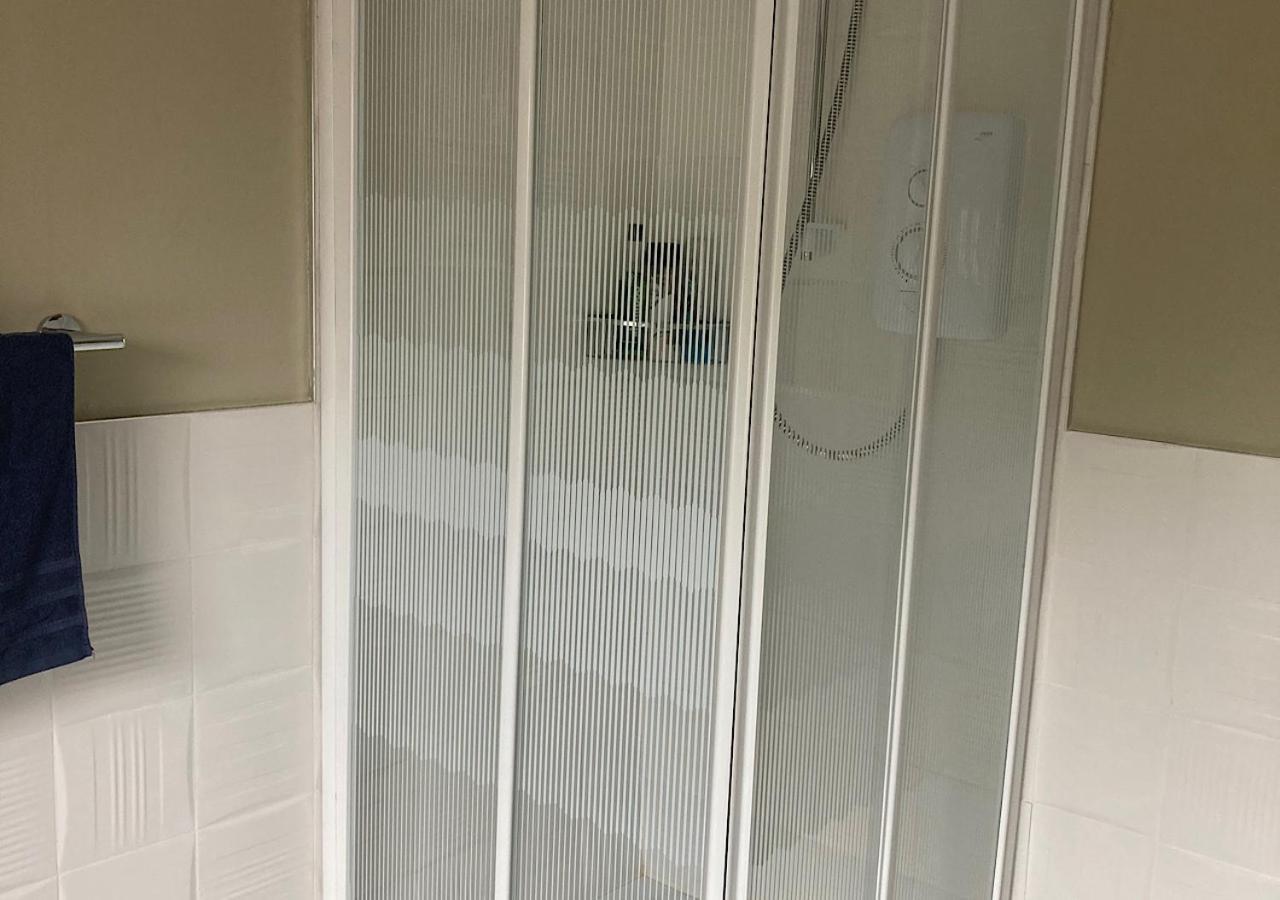 Kilaturley House Apartment Суинфорд Екстериор снимка